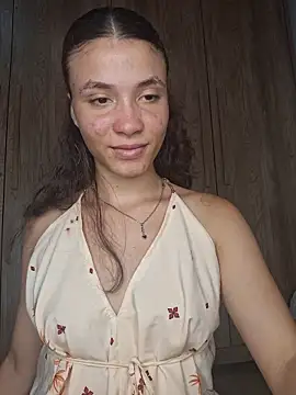 HelenHoltz online show from 12/16/25, 07:18