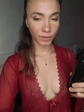 HelenHoltz online show from 11/28/25, 01:06