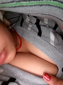 Snapshot of Avantika19 chatting on 01/15/25, 09:02 Avantika19 online show from 01/15/25, 09:02