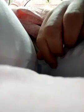 Snapshot of Avantika19 chatting on 04/16/26, 07:20 Avantika19 online show from 04/16/26, 07:20