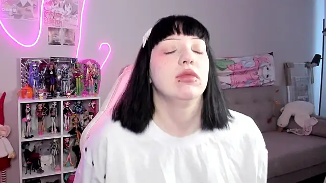 Snapshot of SweetieMollyy chatting on 11/20/25, 09:54 SweetieMollyy online show from 11/20/25, 09:54