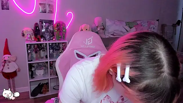 Snapshot of SweetieMollyy chatting on 11/06/25, 11:14 SweetieMollyy online show from 11/06/25, 11:14