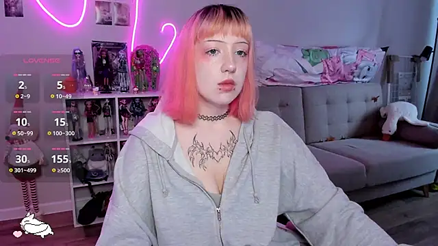 Snapshot of SweetieMollyy chatting on 11/12/25, 09:46 SweetieMollyy online show from 11/12/25, 09:46