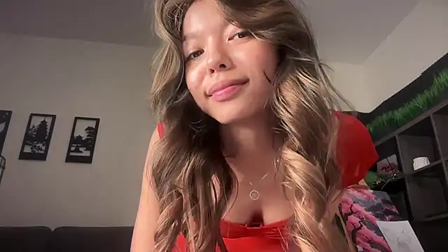 Snapshot of DesiredHoney chatting on 09/21/25, 04:56 DesiredHoney online show from 09/21/25, 04:56