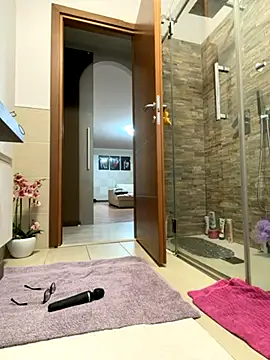 MichelleCara online show from 11/27/25, 08:37