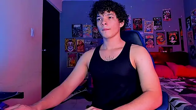 Snapshot of soy_ian_ chatting on 02/06/25, 04:21 soy ian online show from 02/06/25, 04:21