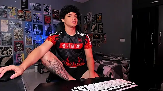 Snapshot of soy_ian_ chatting on 02/02/25, 09:45 soy ian online show from 02/02/25, 09:45