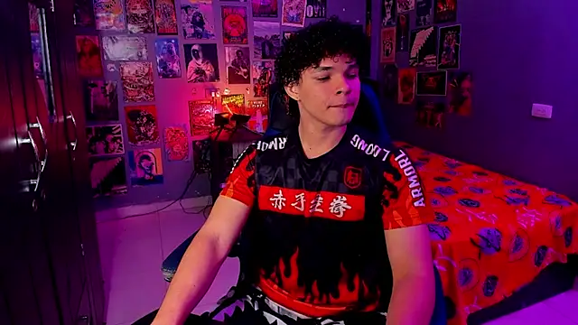 Snapshot of soy_ian_ chatting on 03/13/25, 10:43 soy ian online show from 03/13/25, 10:43