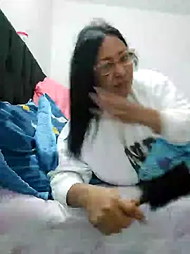 Snapshot of sexy_hot_carol chatting on 01/26/25, 01:09 sexy hot carol online show from 01/26/25, 01:09