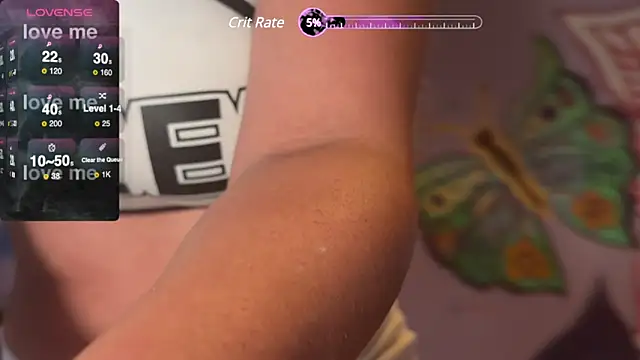 Snapshot of heartz999rene chatting on 03/23/25, 04:49 heartz999rene online show from 03/23/25, 04:49