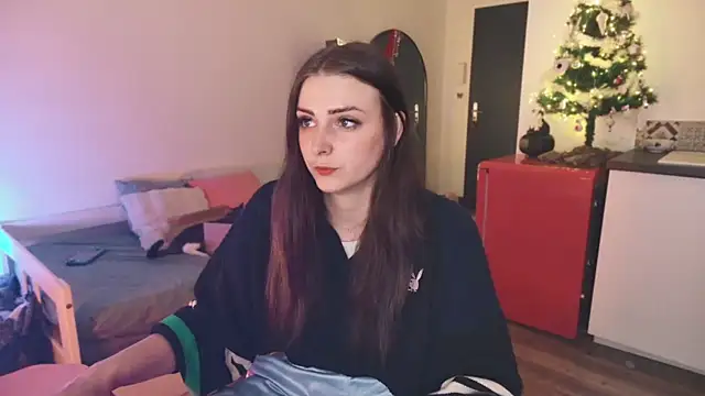 ce leste   online show from 12/19/25, 05:37