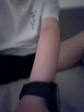 Snapshot of Lucas_nn chatting on 09/09/25, 04:27 Lucas nn online show from 09/09/25, 04:27