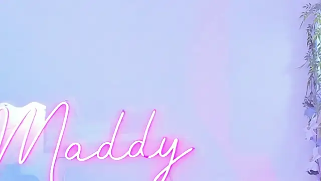 MaddyParisi online show from 03/08/25, 07:31