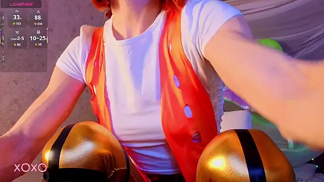 Snapshot of Soo_dreamy chatting on 10/31/25, 01:35 Soo dreamy online show from 10/31/25, 01:35