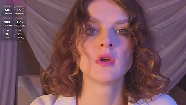 Snapshot of Soo_dreamy chatting on 11/24/25, 01:27 Soo dreamy online show from 11/24/25, 01:27