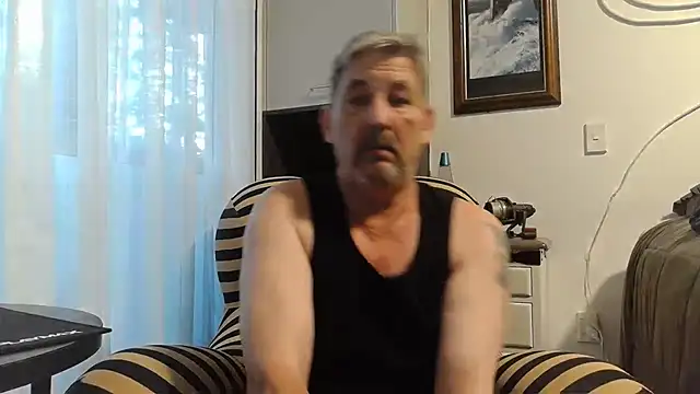 ChunkyMonkey007 online show from 01/24/25, 08:44