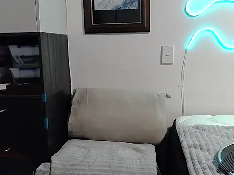 ChunkyMonkey007 online show from 09/17/25, 11:56