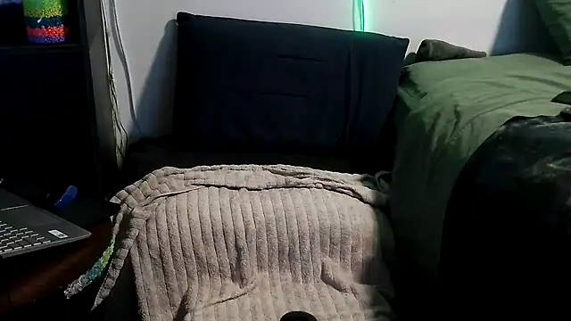 ChunkyMonkey007 online show from 05/04/26, 02:42