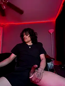 plutomf online show from 10/12/25, 07:54