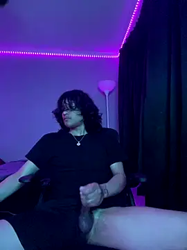 plutomf online show from 10/21/25, 06:13