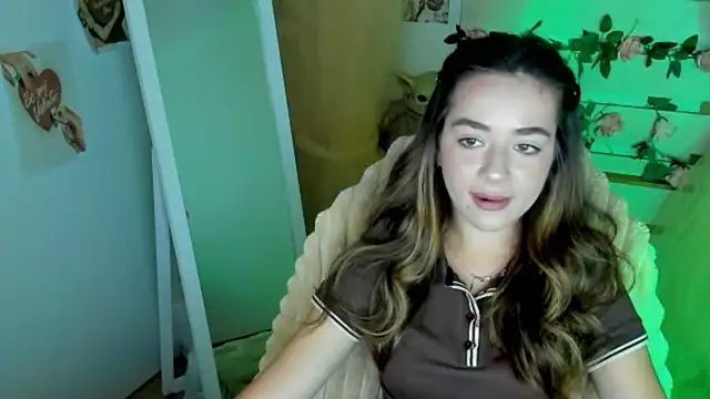 Bella XO online show from 06/23/26, 06:33