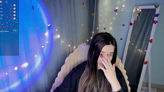 Bella XO online show from 03/04/25, 10:24