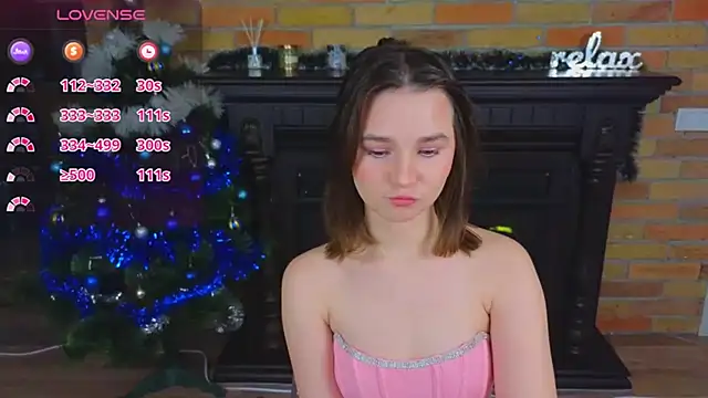 Snapshot of Ellie_Sunset chatting on 01/14/26, 02:20 Ellie Sunset online show from 01/14/26, 02:20