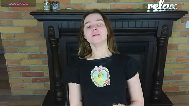 Ellie Sunset online show from 03/19/26, 08:36