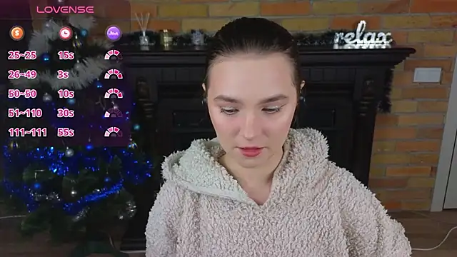 Snapshot of Ellie_Sunset chatting on 01/18/26, 02:42 Ellie Sunset online show from 01/18/26, 02:42