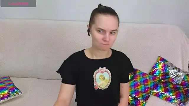 Ellie Sunset online show from 10/26/25, 09:42