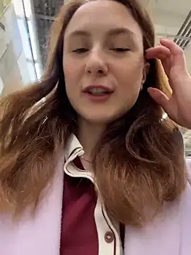 Snapshot of Dina_Tease chatting on 11/06/25, 01:04 Dina Tease online show from 11/06/25, 01:04