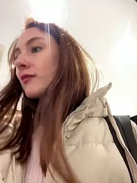 Snapshot of Dina_Tease chatting on 12/23/24, 12:08 Dina Tease online show from 12/23/24, 12:08