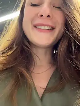 Snapshot of Dina_Tease chatting on 09/29/25, 12:55 Dina Tease online show from 09/29/25, 12:55