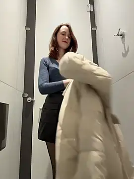 Snapshot of Dina_Tease chatting on 02/27/26, 11:21 Dina Tease online show from 02/27/26, 11:21