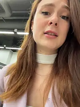 Snapshot of Dina_Tease chatting on 10/28/25, 12:59 Dina Tease online show from 10/28/25, 12:59