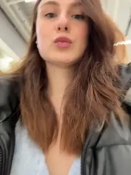 Snapshot of Dina_Tease chatting on 11/08/25, 01:14 Dina Tease online show from 11/08/25, 01:14