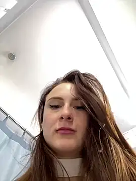 Snapshot of Dina_Tease chatting on 02/18/25, 12:17 Dina Tease online show from 02/18/25, 12:17