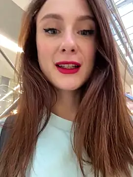 Snapshot of Dina_Tease chatting on 01/06/25, 09:08 Dina Tease online show from 01/06/25, 09:08