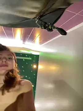 Snapshot of Dina_Tease chatting on 01/14/25, 12:14 Dina Tease online show from 01/14/25, 12:14