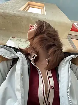 Snapshot of Dina_Tease chatting on 02/28/26, 11:10 Dina Tease online show from 02/28/26, 11:10