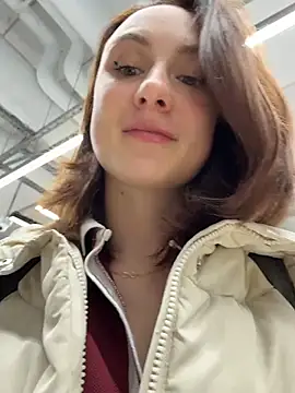 Snapshot of Dina_Tease chatting on 12/02/25, 01:02 Dina Tease online show from 12/02/25, 01:02