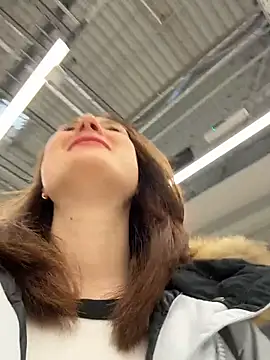 Snapshot of Dina_Tease chatting on 02/11/26, 11:10 Dina Tease online show from 02/11/26, 11:10