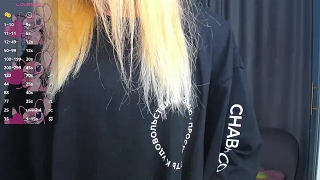 OdetteHarwick online show from 11/29/25, 02:17