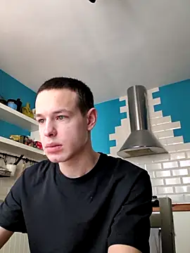 pretty roman online show from 02/06/26, 08:21