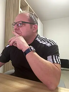 Snapshot of coupleLatinaLovers chatting on 02/25/26, 07:30 coupleLatinaLovers online show from 02/25/26, 07:30