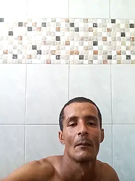 Snapshot of morenogato100 chatting on 03/25/26, 03:00 morenogato100 online show from 03/25/26, 03:00