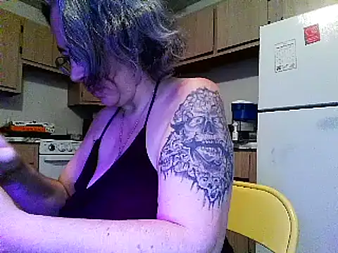 Snapshot of GraceHenderson chatting on 03/17/25, 08:40 GraceHenderson online show from 03/17/25, 08:40