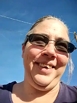 GraceHenderson online show from 12/20/25, 09:28