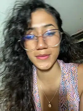 KaitlynLoveCam online show from 11/04/25, 07:06