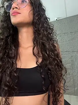 KaitlynLoveCam online show from 11/10/25, 10:26